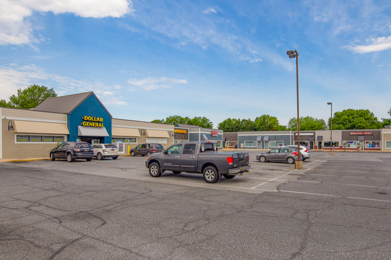 Commercial Properties Pantano Real Estate